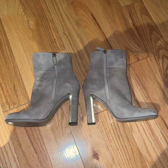 Gucci grey suede Vernice block heel ankle boots size 36 (6 US) - Picture 5 of 11